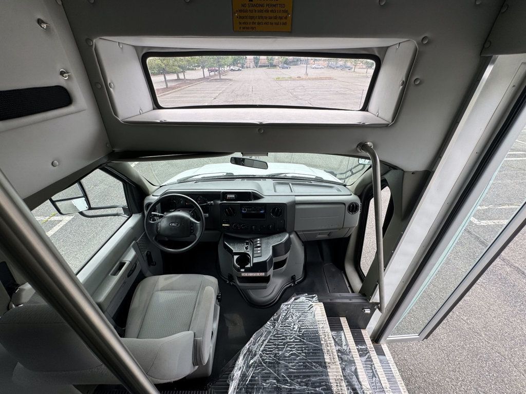 2013 Ford E-450 7 Wheelchair Shuttle Bus For Sale For Adults Medical Transport Mobility ADA Handicapped - 23037769 - 21