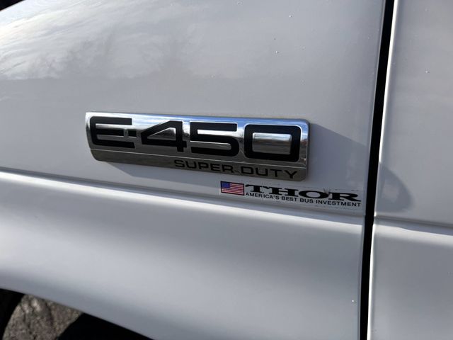 2013 Ford E-450 Cutaway Non-CDL Wheelchair Shuttle Bus For Church Senior Tour Charter & Adult Mobility - 22925898 - 17