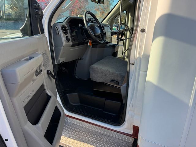 2013 Ford E-450 Cutaway Non-CDL Wheelchair Shuttle Bus For Church Senior Tour Charter & Adult Mobility - 22925898 - 18