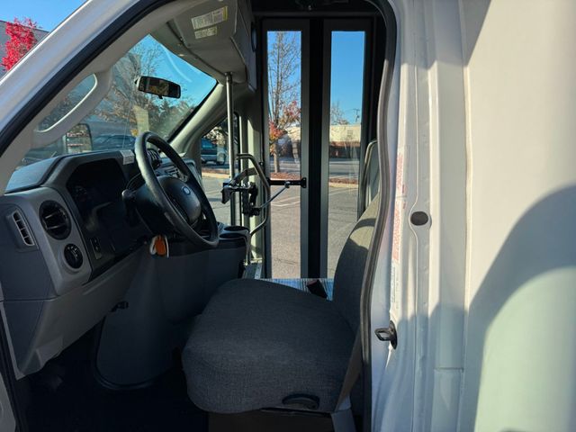 2013 Ford E-450 Cutaway Non-CDL Wheelchair Shuttle Bus For Church Senior Tour Charter & Adult Mobility - 22925898 - 19