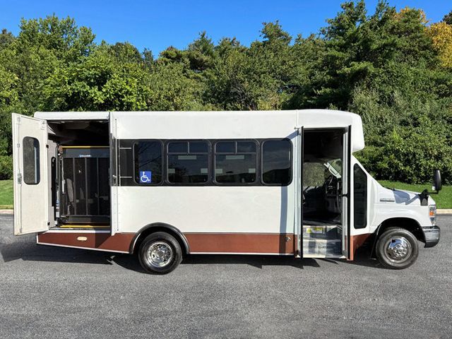 2013 Ford E-450 Cutaway Non-CDL Wheelchair Shuttle Bus For Church Senior Tour Charter & Adult Mobility - 22925898 - 3