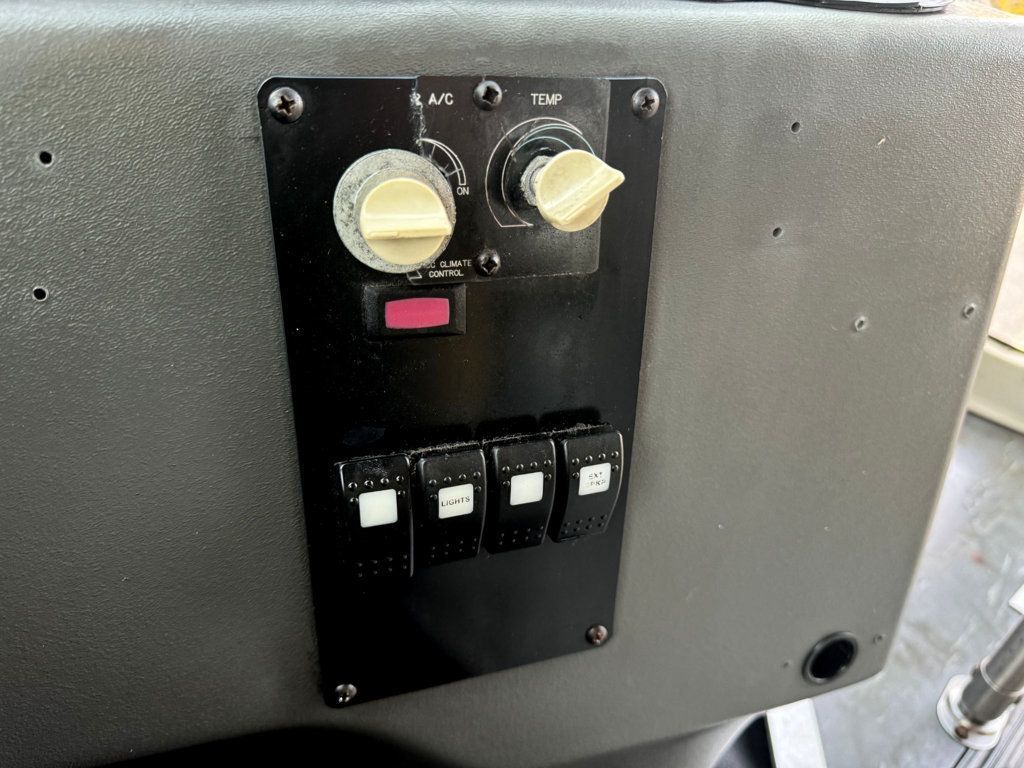 2013 Ford E-450 Cutaway Shuttle Bus w/Wheelchair Lift For Adults Seniors Church Medical Transport Handicapped - 22618842 - 33