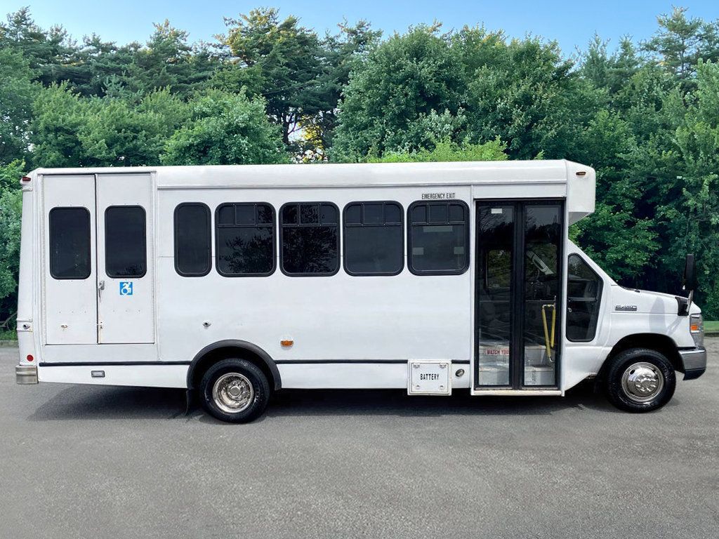 2013 Ford E-450 Non-CDL Wheelchair Shuttle Bus For Sale For Adults Seniors Medical Transport Handicapped - 22380899 - 1