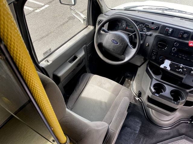 2013 Ford E-450 Non-CDL Wheelchair Shuttle Bus For Sale For Adults Seniors Medical Transport Handicapped - 22380899 - 22