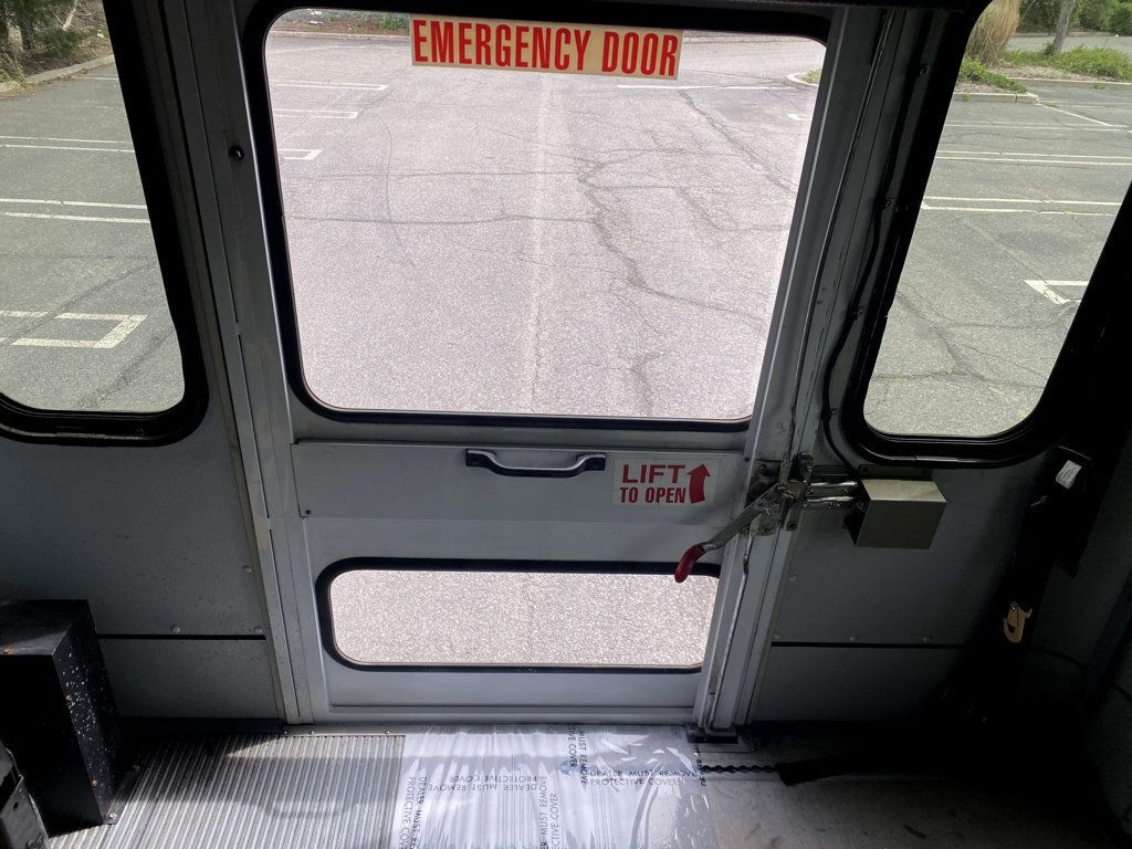 2013 Ford E-450 Non-CDL Wheelchair Shuttle Bus For Sale For Adults Seniors Medical Transport Handicapped - 22380899 - 36