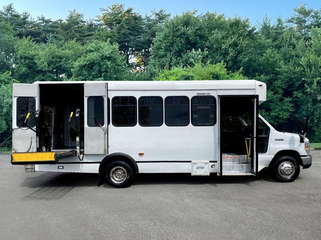 2013 Ford E-450 Non-CDL Wheelchair Shuttle Bus For Sale For Adults Seniors Medical Transport Handicapped - 22380899 - 3