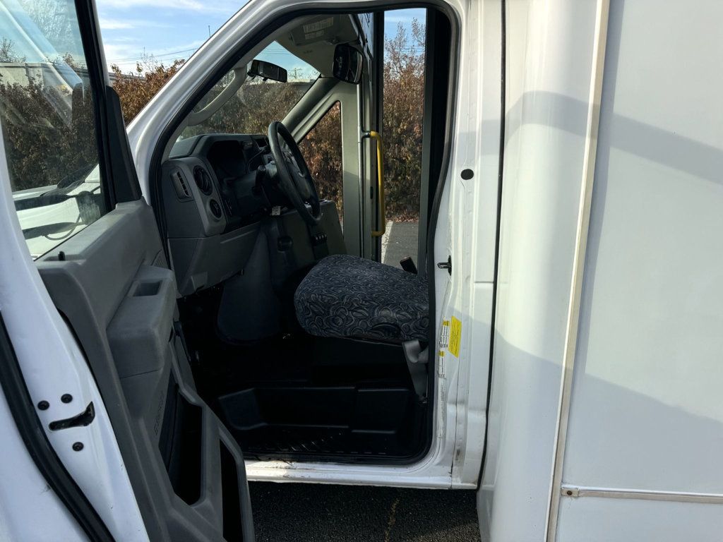 2013 Ford E-450 Shuttle Bus w/Wheelchair Lift For Adults Seniors Church Wheelchair Access Transport - 22618842 - 19