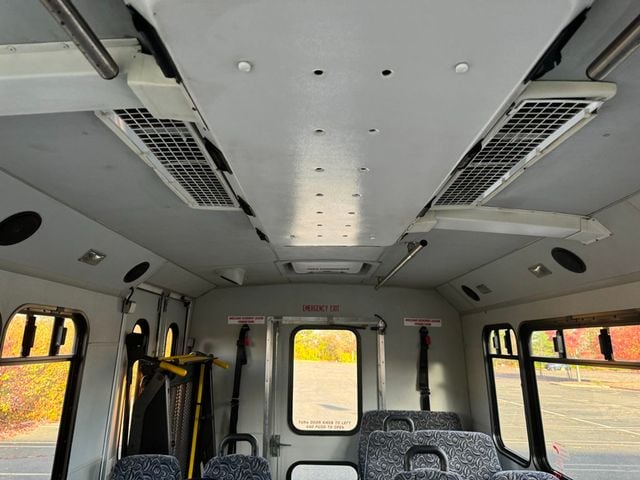 2013 Ford E-450 Shuttle Bus w/Wheelchair Lift For Adults Seniors Church Wheelchair Access Transport - 22618842 - 36