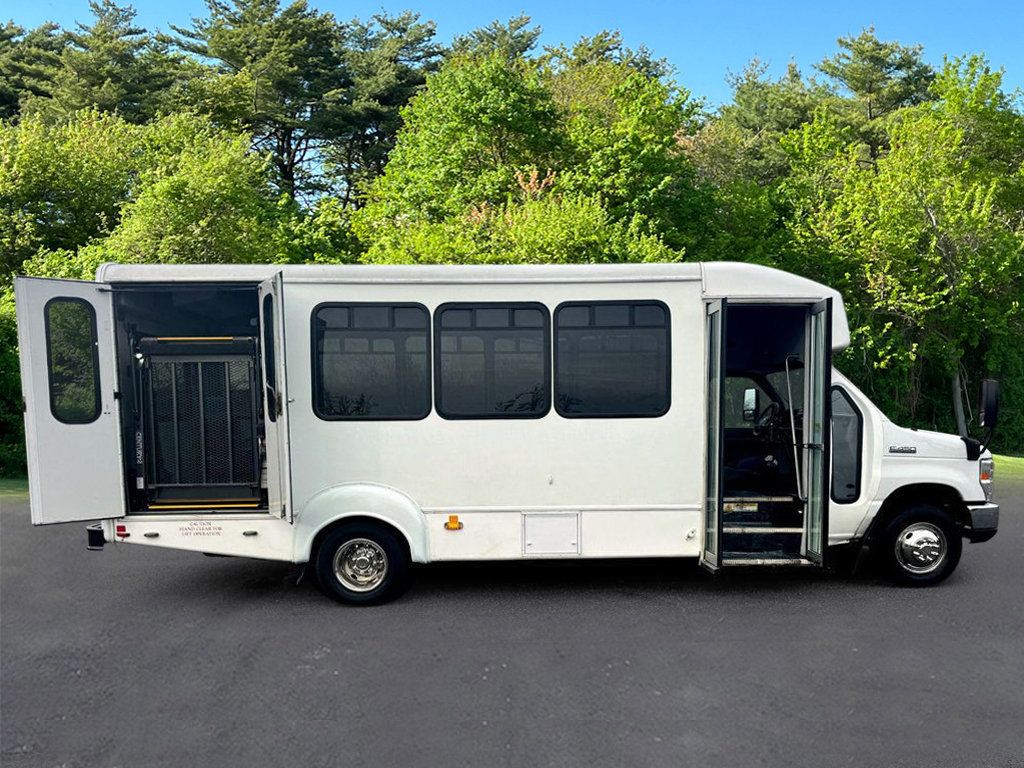 2013 Ford E-450 Wheelchair Shuttle Bus For Group Transport For Adults Seniors Church Medical Transport Handicapped - 22680245 - 13