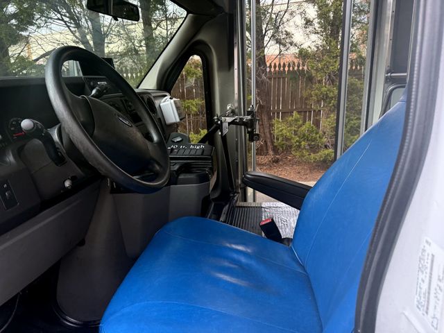 2013 Ford E-450 Wheelchair Shuttle Bus For Group Transport For Adults Seniors Church Medical Transport Handicapped - 22680245 - 20