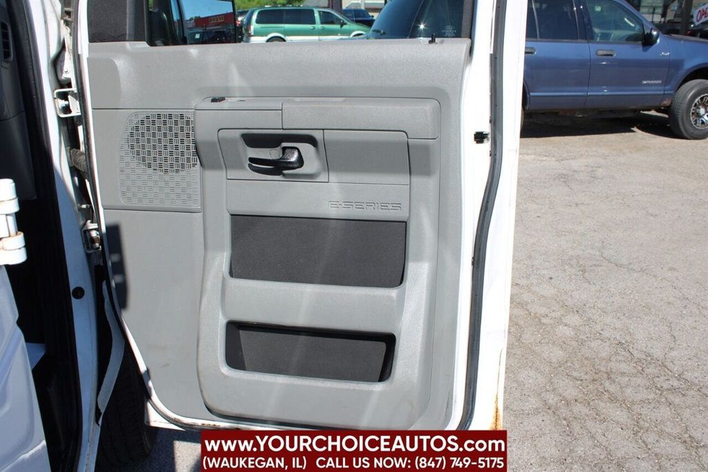 2013 Ford E-Series E 150 3dr Cargo Van - 22482953 - 19