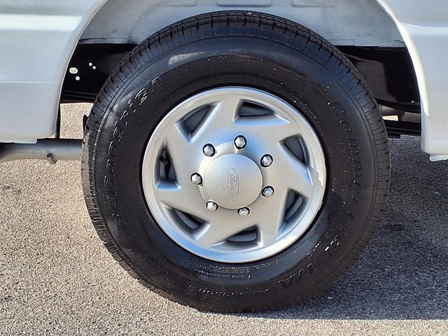 2013 Ford E-Series E-150 Commercial - 23007115 - 37