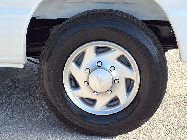 2013 Ford E-Series E-150 Commercial - 23007115 - 39