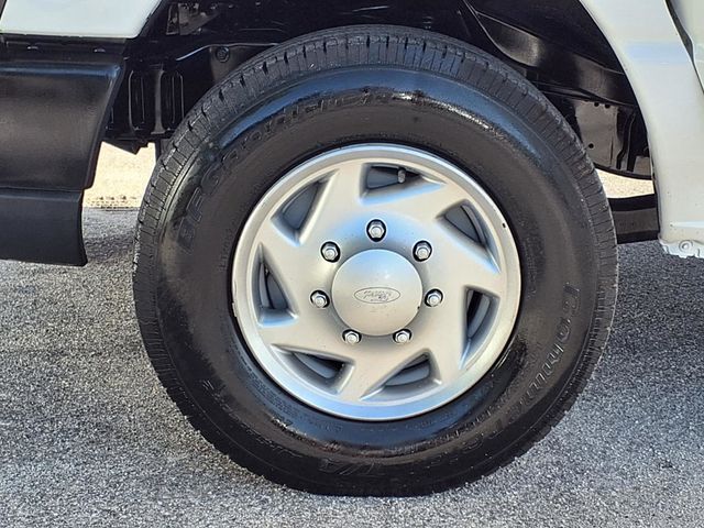 2013 Ford E-Series E-150 Commercial - 23007115 - 41