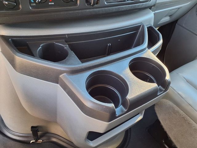 2013 Ford E-Series E-250 Commercial - 22968718 - 12