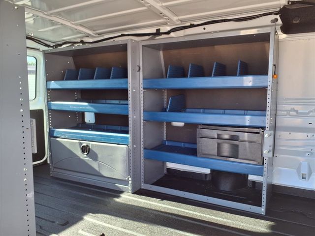 2013 Ford E-Series E-250 Commercial - 22968718 - 17