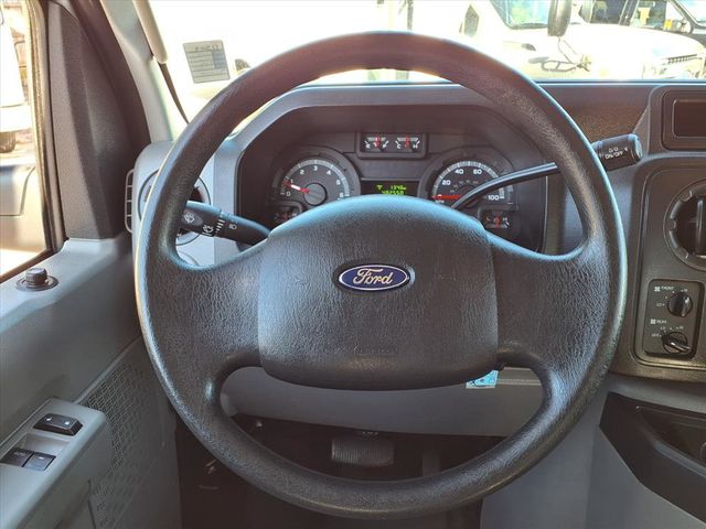 2013 Ford E-Series E-250 Commercial - 22968718 - 29