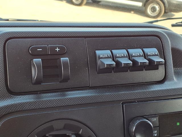 2013 Ford E-Series E-250 Commercial - 22979800 - 27