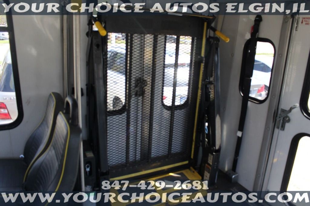 2013 Ford E-Series E 450 SD 2dr Commercial/Cutaway/Chassis 158 176 in. WB - 21921335 - 18
