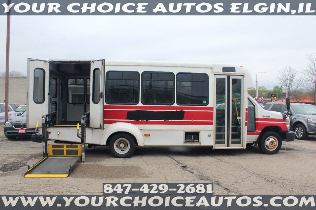 2013 Ford E-Series E 450 SD 2dr Commercial/Cutaway/Chassis 158 176 in. WB - 21924100 - 0