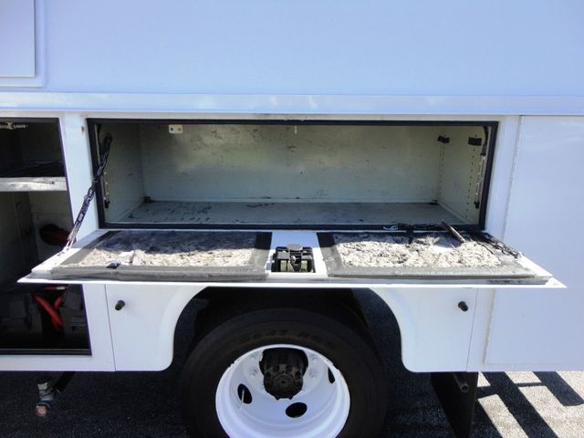 2013 Ford F650 SERVICE TRUCK. 14FT ENCLOSED UTILITY BED - 19564760 - 20