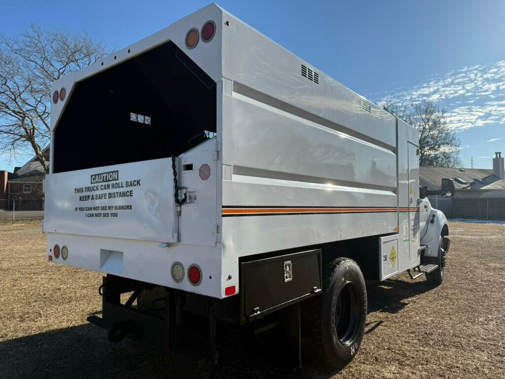 2013 Ford F650 11 FOOT CHIPPER DUMP TRUCK LOW MILES NON CDL MULTIPLE USES - 22588146 - 4