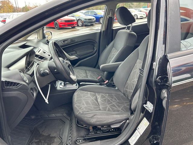 2013 Ford Fiesta 4dr Sedan SE - 22951665 - 7