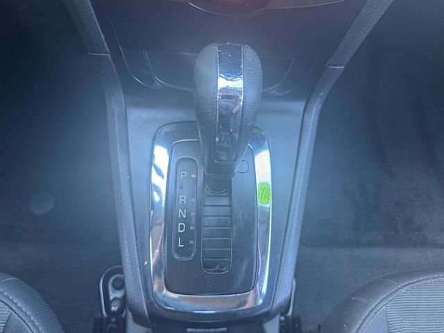 2013 Ford Fiesta SE - 22984141 - 22