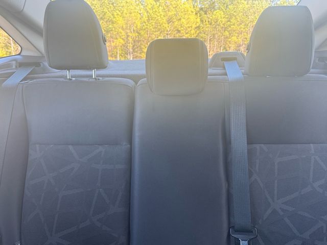 2013 Ford Fiesta SE - 22984141 - 25