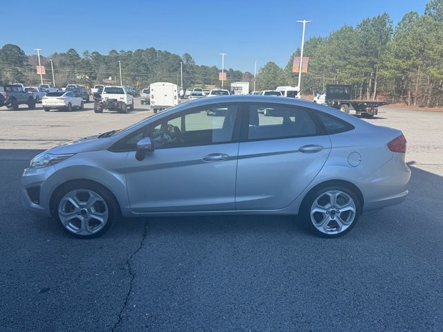 2013 Ford Fiesta SE - 22984141 - 4