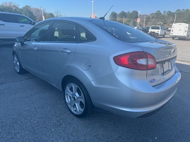 2013 Ford Fiesta SE - 22984141 - 5