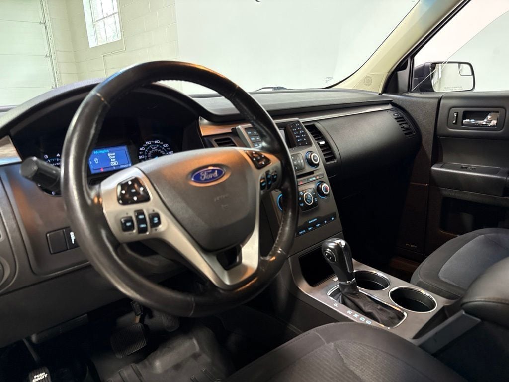 2013 Ford Flex 4dr SE FWD - 23055136 - 10