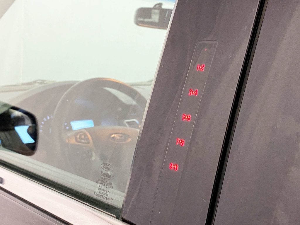 2013 Ford Flex SEL photo 3