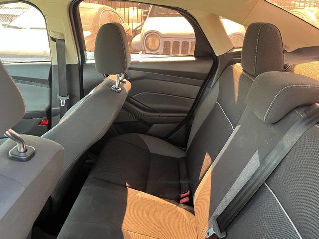 2013 Ford Focus 4dr Sedan S - 22759020 - 3