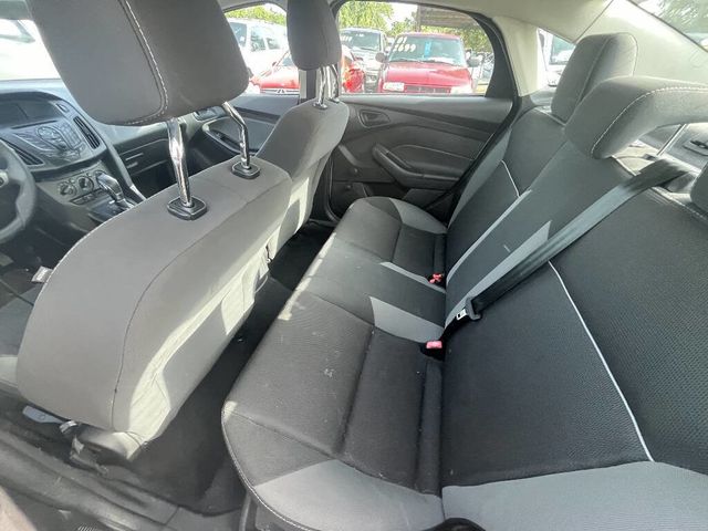 2013 Ford Focus 4dr Sedan S - 22790451 - 3