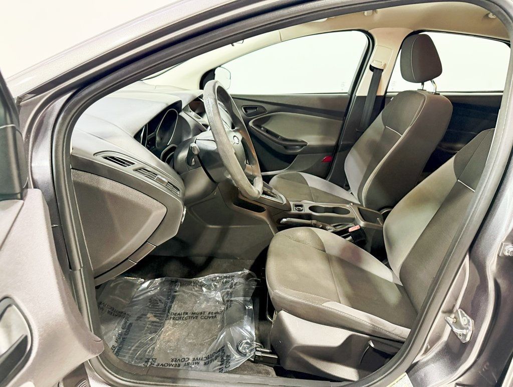 2013 Ford Focus 4dr Sedan S - 22911122 - 14