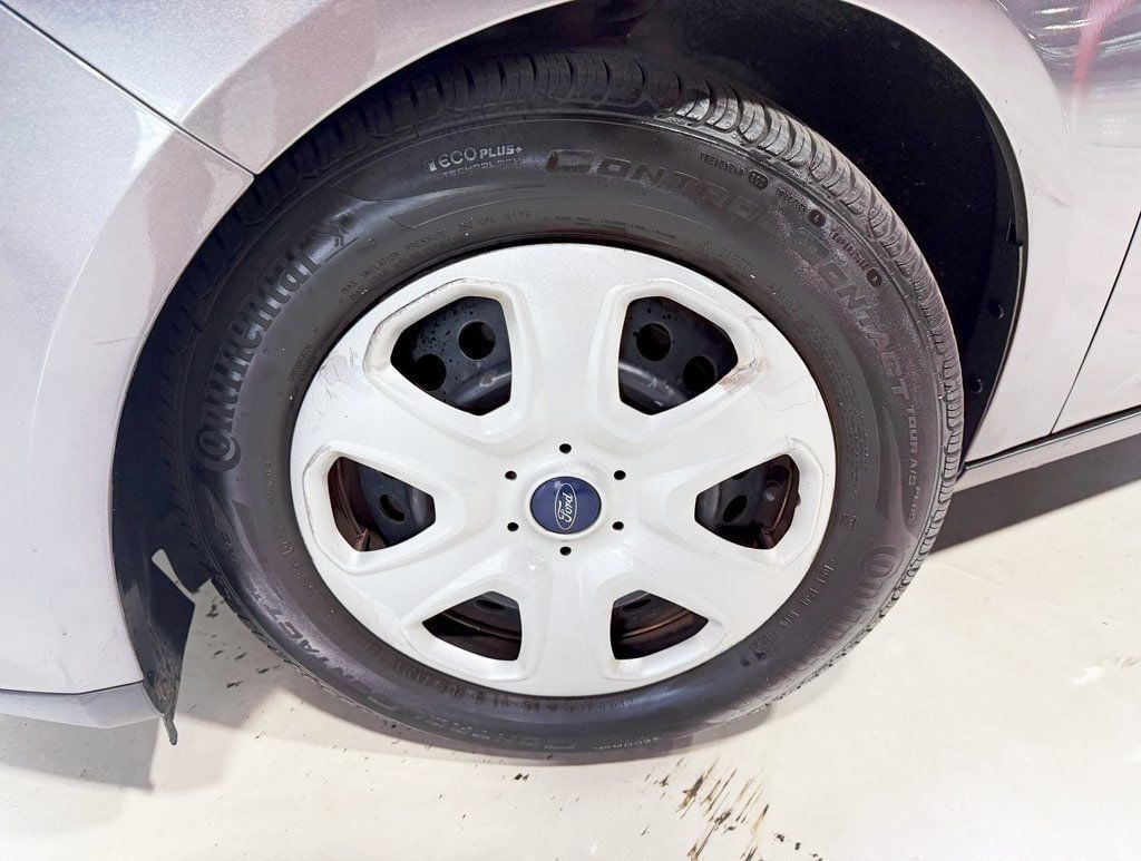 2013 Ford Focus 4dr Sedan S - 22911122 - 1