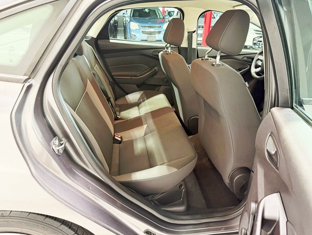 2013 Ford Focus 4dr Sedan S - 22911122 - 24