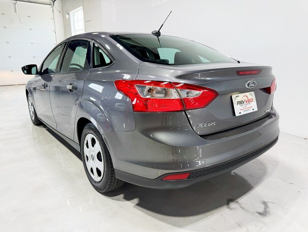 2013 Ford Focus 4dr Sedan S - 22911122 - 4
