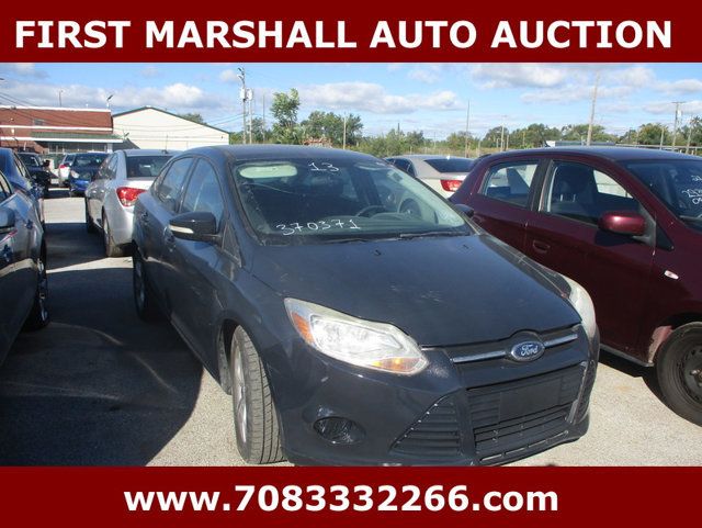 2013 Ford Focus 4dr Sedan SE - 22934624 - 1