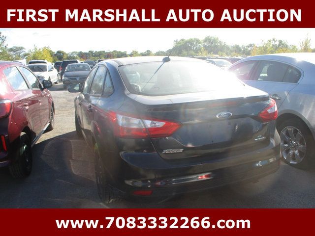 2013 Ford Focus 4dr Sedan SE - 22934624 - 3
