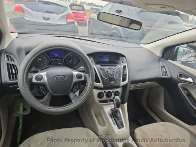 2013 Ford Focus 4dr Sedan SE - 22997408 - 6