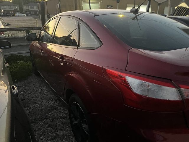 2013 Ford Focus 4dr Sedan SE - 22824254 - 3
