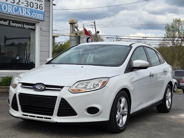 2013 Ford Focus 4dr Sedan SE - 23030320 - 0