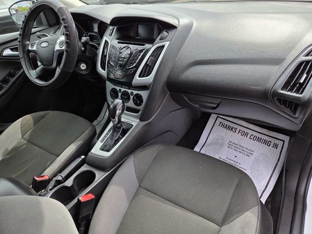2013 Ford Focus 4dr Sedan SE - 23030320 - 15