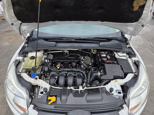 2013 Ford Focus 4dr Sedan SE - 23030320 - 8
