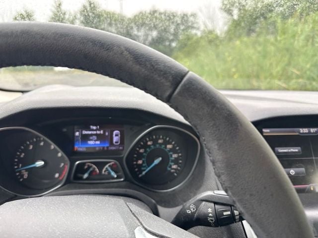 2013 Ford Focus 4dr Sedan SE - 23067729 - 12