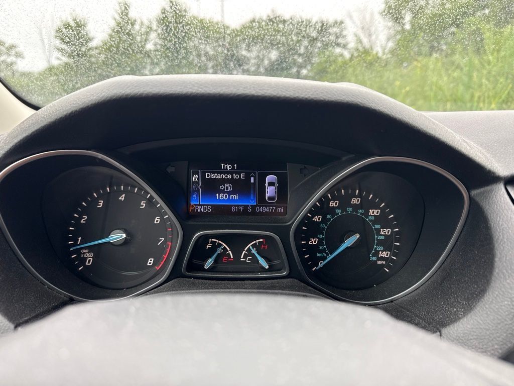 2013 Ford Focus 4dr Sedan SE - 23067729 - 13