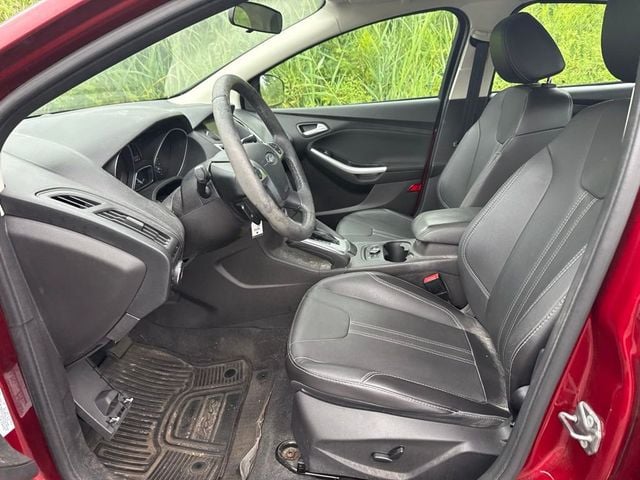 2013 Ford Focus 4dr Sedan SE - 23067729 - 8