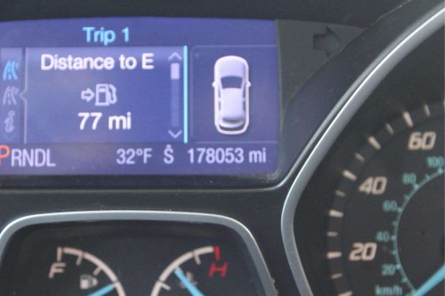 2013 Ford Focus 4dr Sedan SE - 22956981 - 9